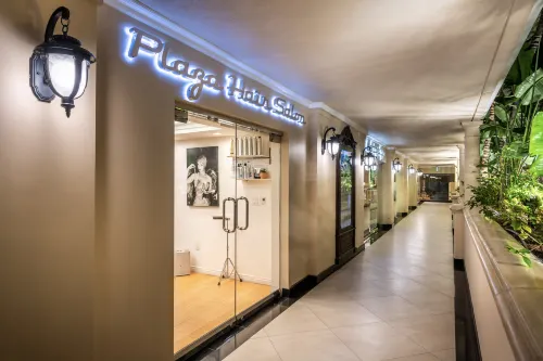 Beverly Hills Plaza Hotel & Spa Public Areas Photos