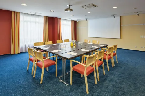 Austria Trend Hotel Ananas Business Facilities Photos