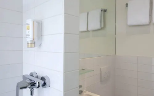 EasyHotel the Hague City Centre Rooms Photos