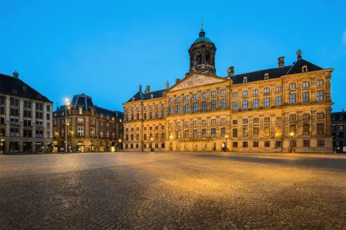 EasyHotel Amsterdam City Centre South Exterior Photos