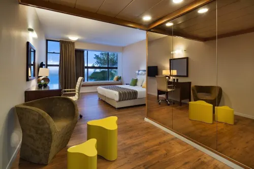 Bay View Haifa Camere Photos
