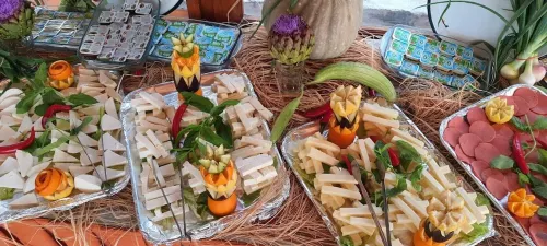 Grand Yayla Hotel Makanan Photos