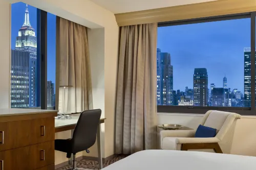Hilton New York Times Square Rooms Photos