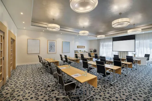 Al Habtoor Grand Resort, Autograph Collection By Marriott Business Facilities Photos