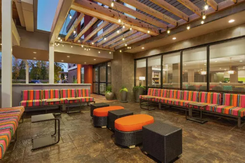 Holiday Inn Express & Suites Portland Airport Espaces publics Photos