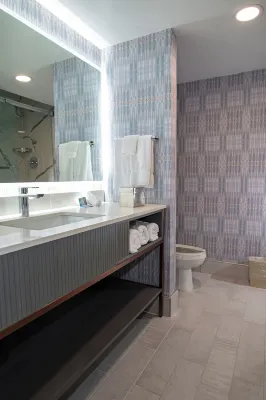 DoubleTree by Hilton Poughkeepsie, NY Rooms Photos