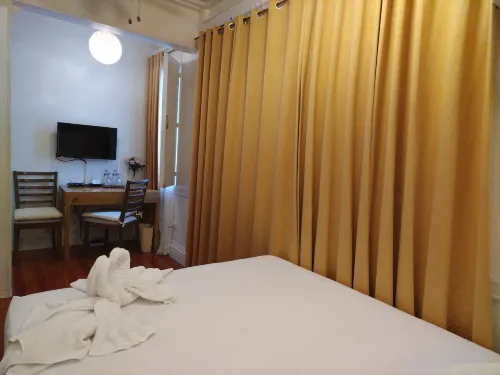 Makati Riverside Inn Photos