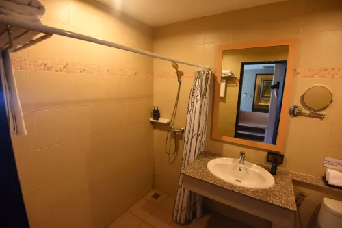 PP Charlie Beach Resort Rooms Photos