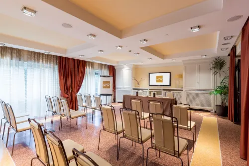 Grand Hotel Savoia Espaces Affaires Photos