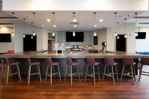 Skyline Hotel Detroit Airport, SureStay Collection by BW Leisure & Recreation Photos
