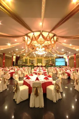 Swiss-Belhotel Silae Palu Ristorazione Photos