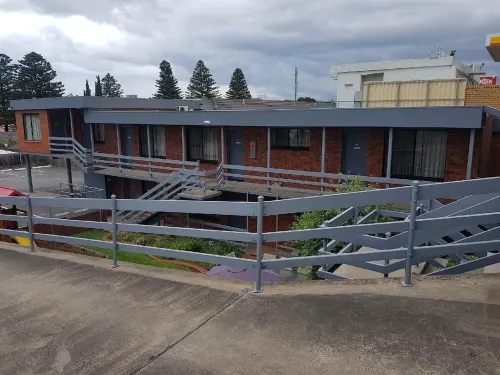 Mahogany Motel Near Hotel Photos