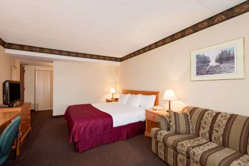 Ramada by Wyndham Pinewood Park Resort North Bay Chambres Photos