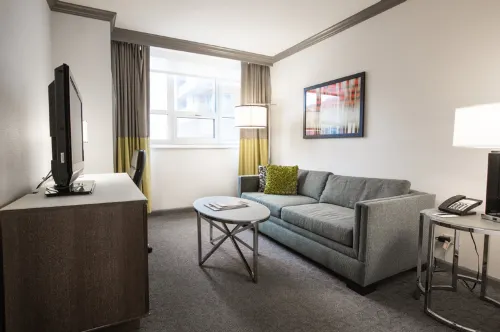 InterContinental Chicago Magnificent Mile Photos