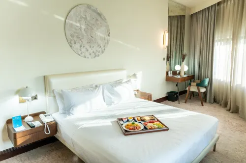Majestic Cove Hotel Huoneet Photos