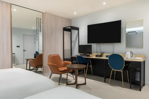 Hotel Millennium Rooms Photos
