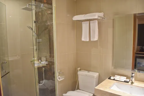 Grand Metro Hotel Tasikmalaya Rooms Photos