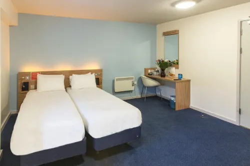 Redwings Lodge Wolverhampton Central Chambres Photos