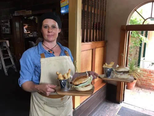 The Richmond Arms Hotel Ristorazione Photos