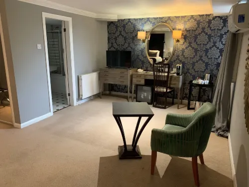 Barons Court Hotel Walsall Rooms Photos
