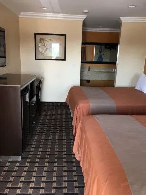 Ontario Inn & Suites Camere Photos