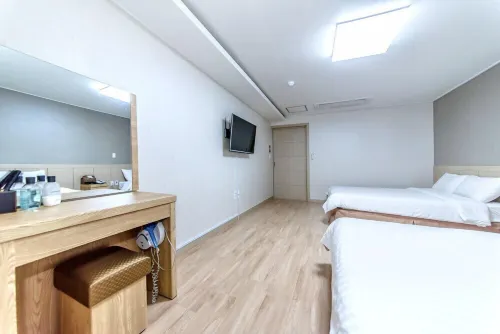 Jungmoon City Hotel & J-Hill Hotel Photos