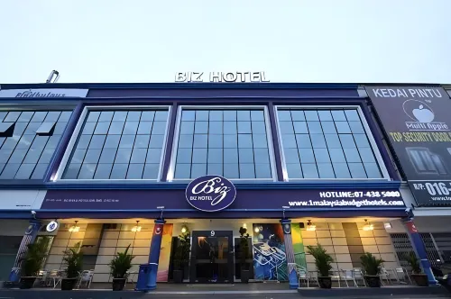Biz Hotel Unggulan Photos
