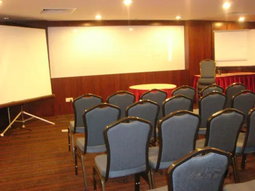 Crystal Crown Hotel JB Fasilitas Bisnis Photos