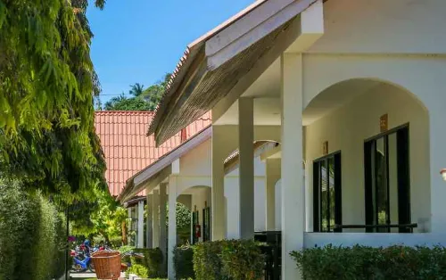 Naiharn Beach Resort Esterni Photos