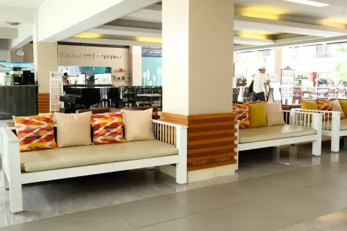 Jomtien Plaza Residence Общественные зоны Photos