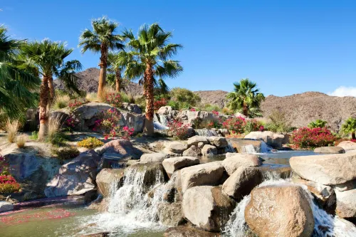 Embassy Suites by Hilton la Quinta Hotel & Spa À proximité de l'hôtel Photos