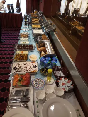 Oriental Palace Hotel Restauration Photos