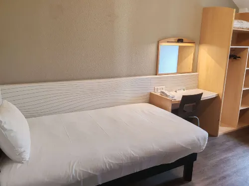 Hotel ibis Poissy. Chambres Photos