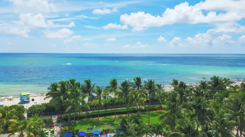 Radisson Resort Miami Beach بالقرب من الفندق Photos