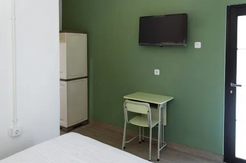 Social Hub by TwoSpaces Kamar Photos