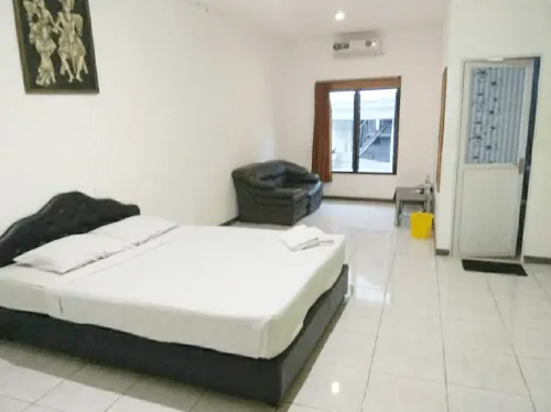 Hotel Nirwana Batu Photos