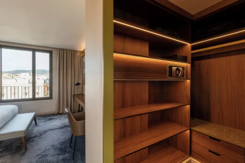 Almanac Barcelona Photos