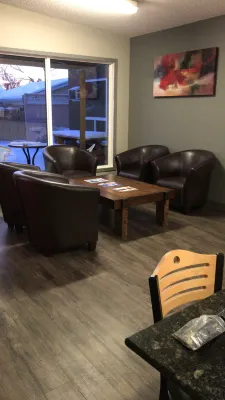 Travelodge by Wyndham Edmonton Airport Public Areas Photos