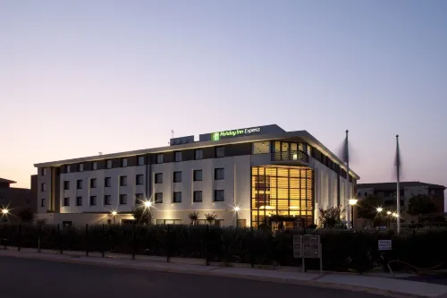 Holiday Inn Express Toulouse Airport Außen Photos