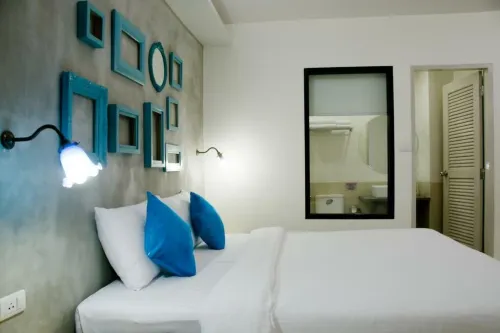 Acca Patong Apartments Photos