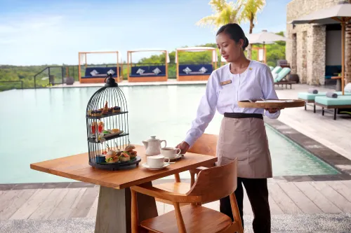 Maua Nusa Penida by Swiss-Belhotel Restauration Photos