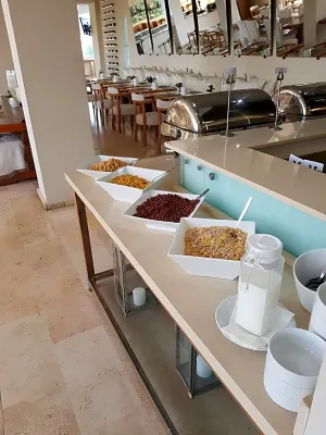 E-Hotel Larnaca Resort & Spa Ăn uống Photos
