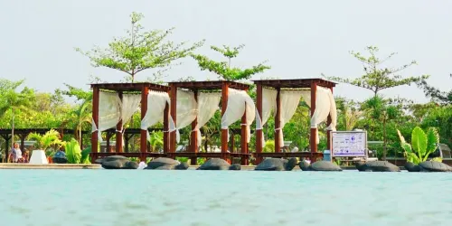 Sekuro Village Beach Resort Dekat Hotel Photos
