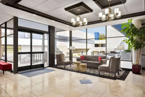 Baymont by Wyndham Monterey Park Öffentliche Flächen Photos