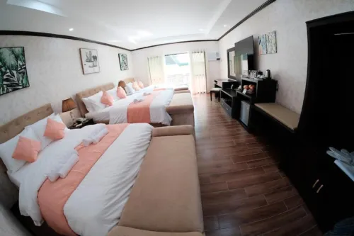 Luisita Central Park Hotel Photos