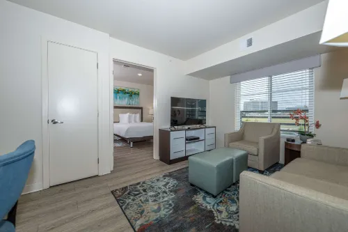 Soka Suites Dallas - Las Colinas Photos
