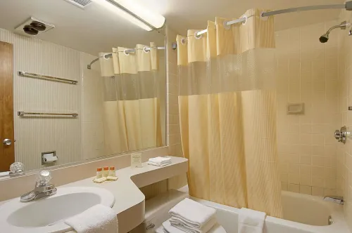 Days Inn by Wyndham Colorado Springs/Garden of the Gods Rooms Photos