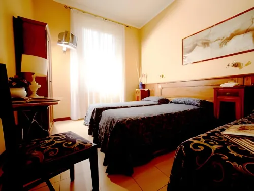 Hotel Kursaal & Ausonia Camere Photos
