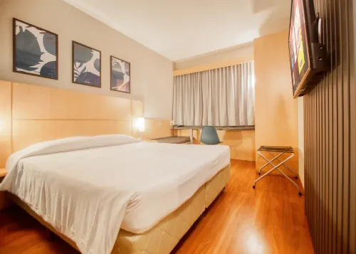 Hus Hotel Dourados Photos