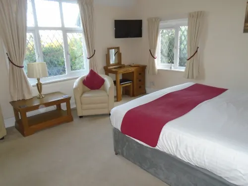 Trumbles Gatwick B&B Rooms Photos